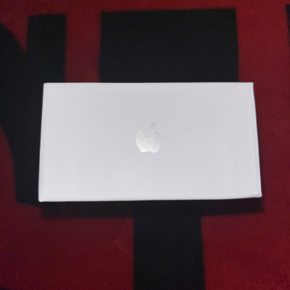 Apple AirPods 3 Pro (ANC) - SEALED! - Picture 6 of 6